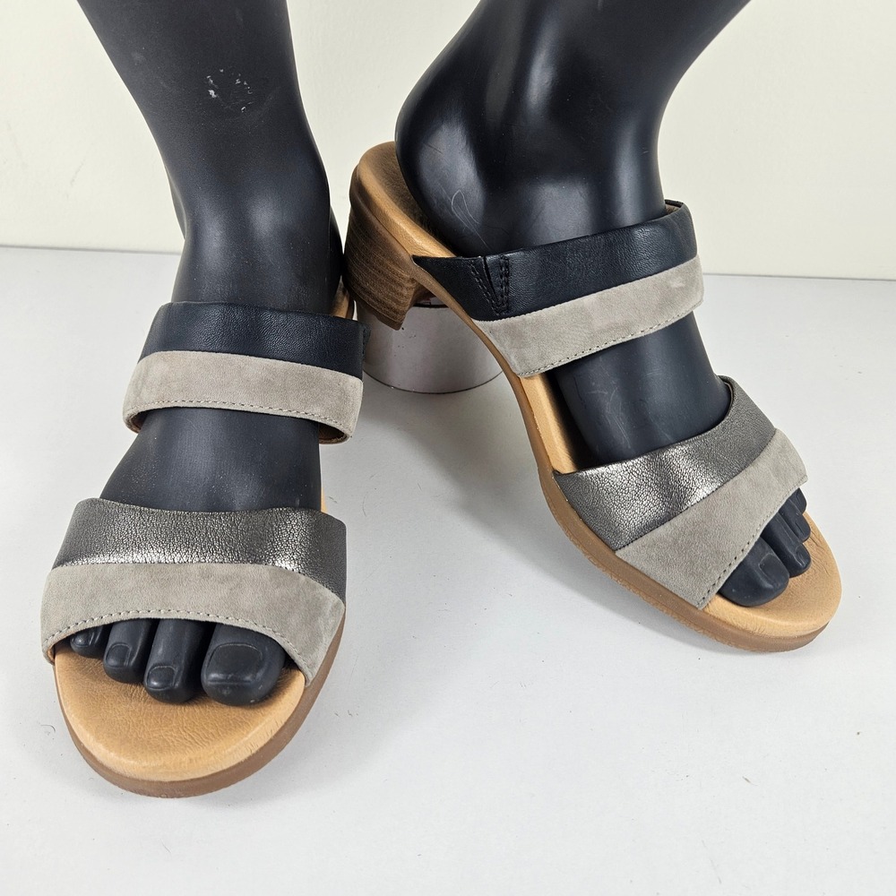 Dansko Theresa Womens 7.5 Strappy Clog Sandal Suede Metallic Block Heel